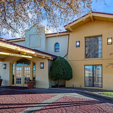 La Quinta Inn By Wyndham Amarillo Mid-City-3