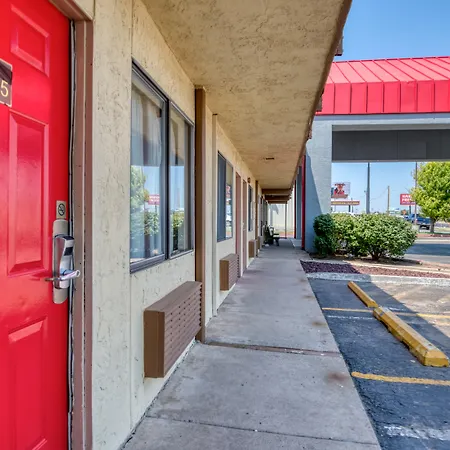 Americas Best Value Inn Amarillo Downtown-3